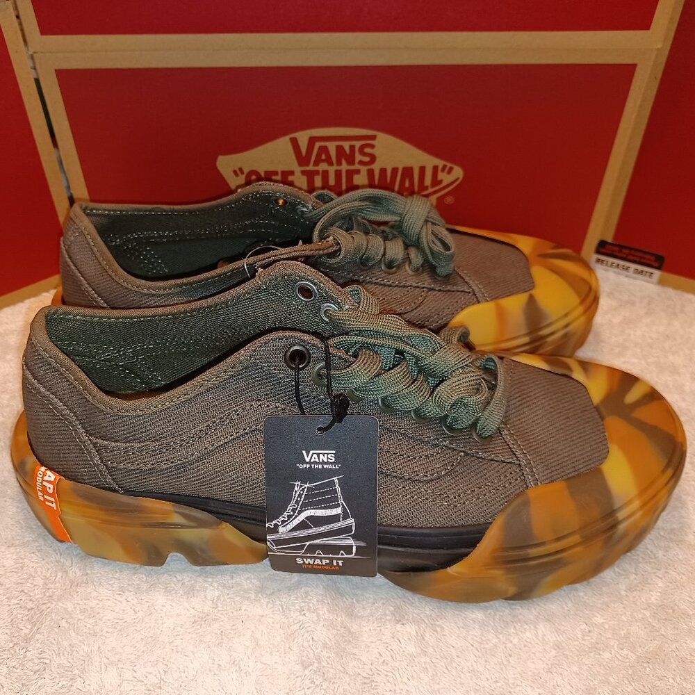 Vans Men's 7.5/Women's 9 Old Skool With Camo Modular Wraps
